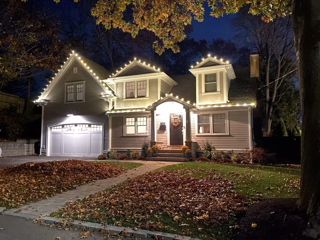 Newton Home Christmas Lights - Residential Christmas lights installation in Rhode Island